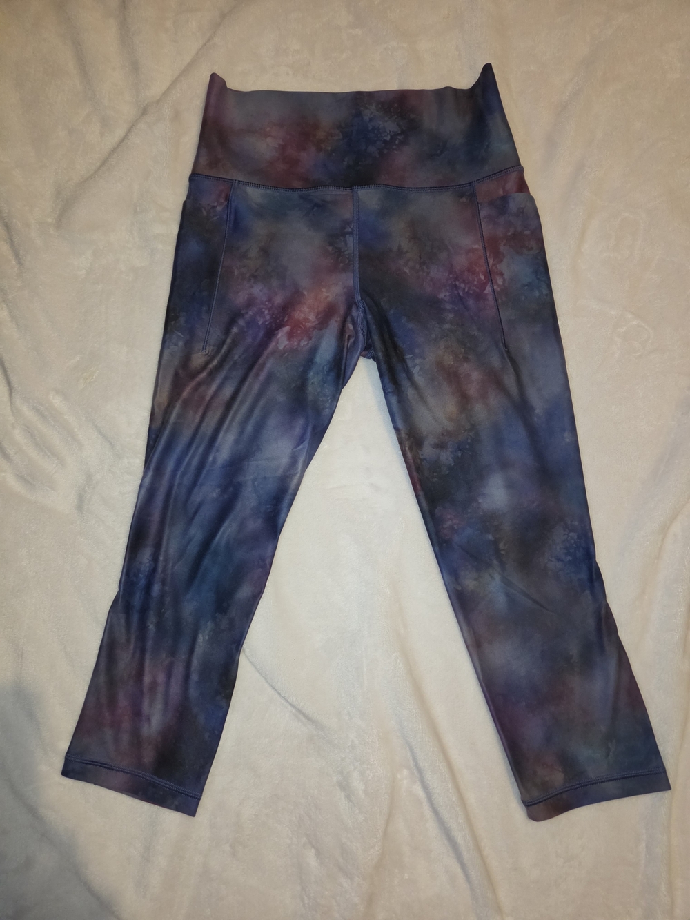 Athleta Galaxy-Effect Capri Leggings - Purple/Blue